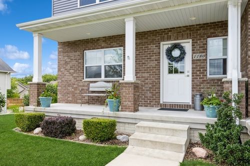 1180 Ivy Ln, North Liberty, IA, 52317-2328 | Card Image