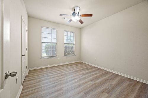 4300 Sw Brownstone Ave, Bentonville, AR, 72712-8306 | Card Image
