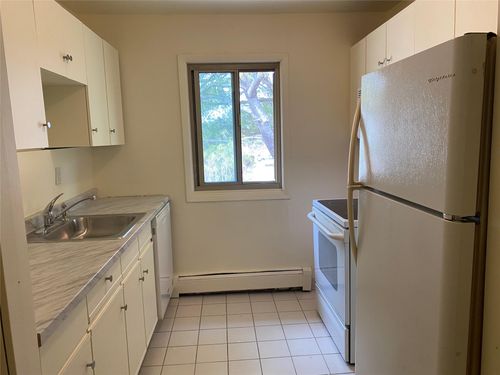 apt-3b-2417 Union Blvd, Islip, NY, 11751-3110 | Card Image