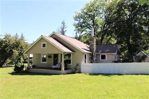 7763 Thompson Creek Rd, Applegate, OR, 97530-9642 | Card Image