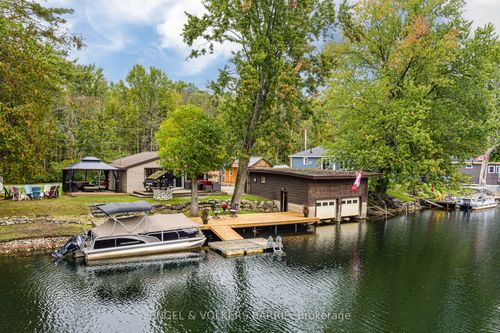 1123 Severn River Rd, Severn Bridge, ON, P0E1N0 | Card Image