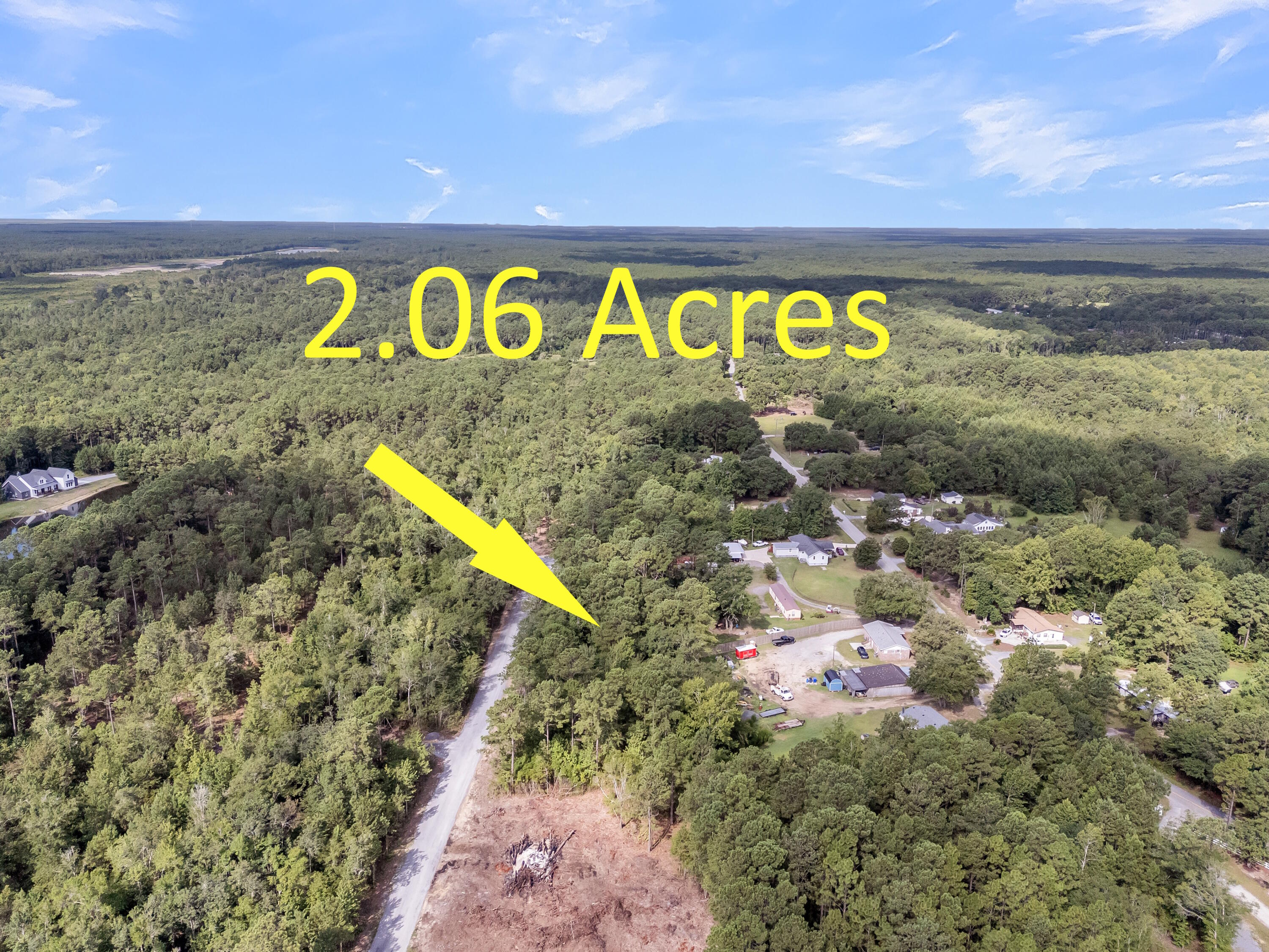 Land in Awendaw