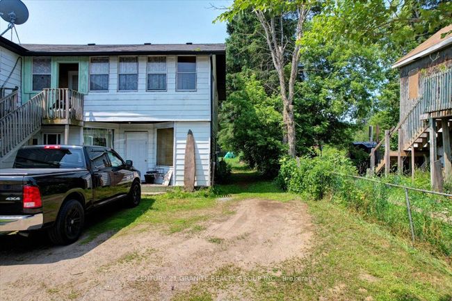 2289 Loop Rd, Home with 6 bedrooms, 4 bathrooms and 4 parking in Wilberforce ON | Image 17