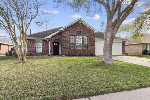 504 Teal Dr, Dickinson, TX, 77539-4023 | Card Image