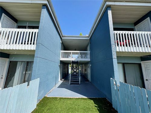 b-2005 5th St W, Bradenton, FL, 34205-8348 | Card Image