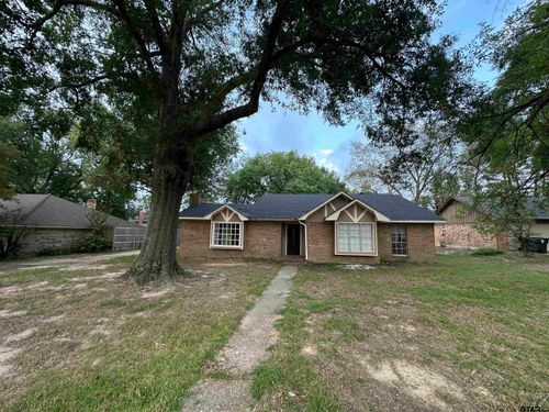 6213 Huntington Dr, Tyler, TX, 75703-4140 | Card Image