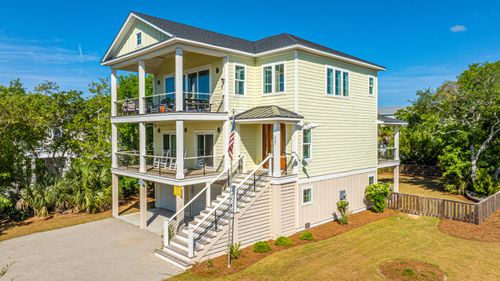 2501 Myrtle St, Edisto Island, SC, 29438-3524 | Card Image
