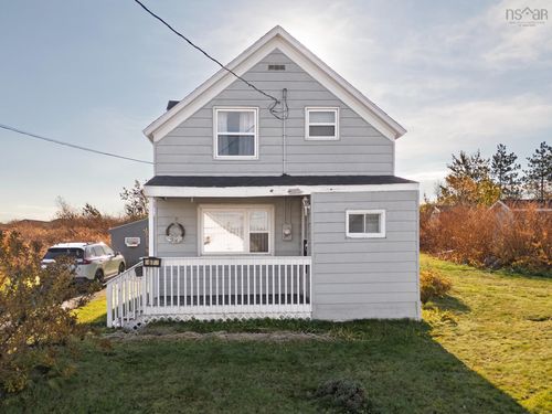67 School St, Glace Bay, NS, B1A1J3 | Card Image