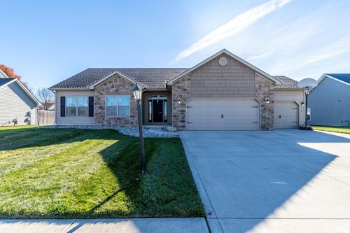 1327 S Sherman St, Columbia City, IN, 46725-7530 | Card Image