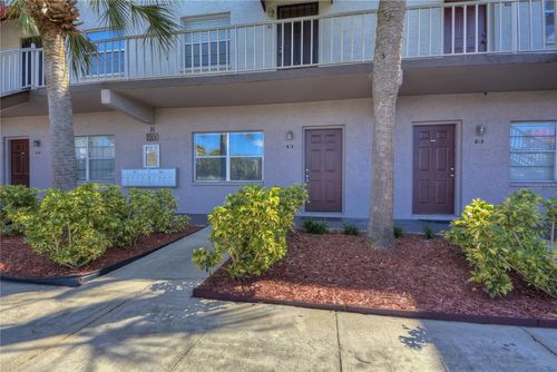 l106-9110 Tudor Dr, TAMPA, FL, 33615-3746 | Card Image