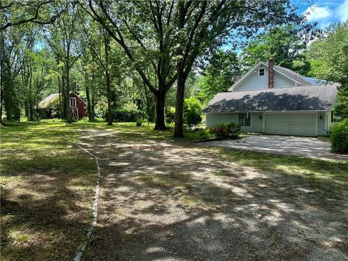 20 Biscuit Hill Rd, Foster, RI, 02825-1203 | Card Image