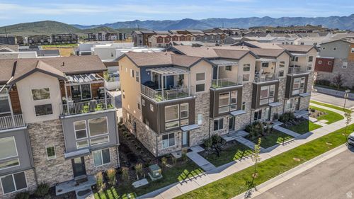 1386 Village Green Trl, Park City, UT, 84098-1339 | Card Image
