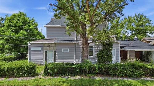 678 Gregg Ave, Bridgeville, PA, 15017-2166 | Card Image