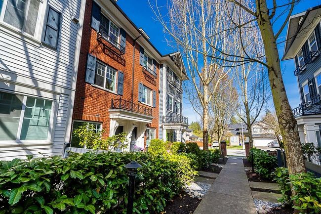 53 - 8767 162 Street, Townhouse with 2 bedrooms, 1 bathrooms and 2 parking in Surrey BC | Image 3