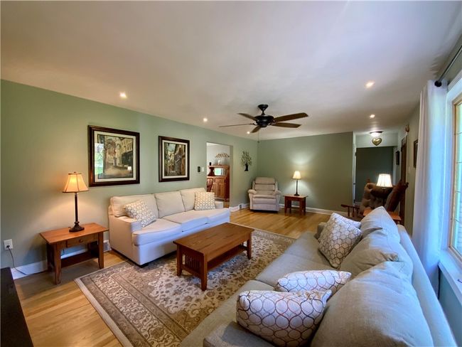 Look at those gleaming hardwood floors! | Image 6