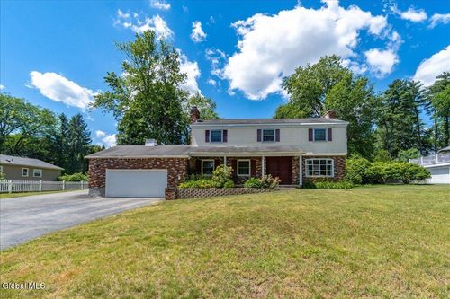 845 Northumberland Dr, Niskayuna, NY, 12309-4944 | Card Image