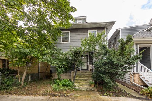 4726 N Maplewood Ave, Chicago, IL, 60625-2933 | Card Image