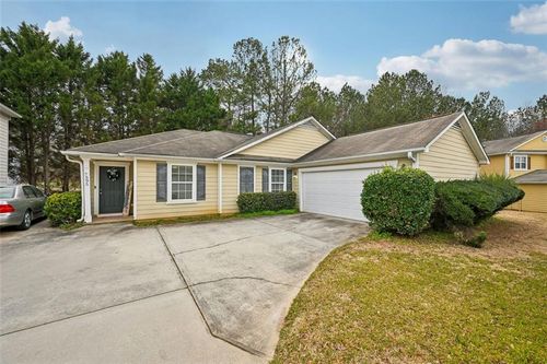 7595 Waverly Loop, Fairburn, GA, 30213-2474 | Card Image