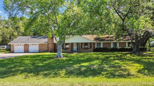 3413 County Road 326, Alvin, TX, 77511-1562 | Card Image