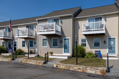 7 - 571 Winnacunnet Road, Condo with 2 bedrooms, 1 bathrooms and null parking in Hampton NH | Image 2