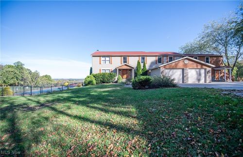 3728 Ridgeport Ave Se, Minerva, OH, 44657-8933 | Card Image