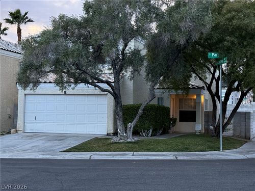 3305 Paragon Dr, Las Vegas, NV, 89117-5511 | Card Image