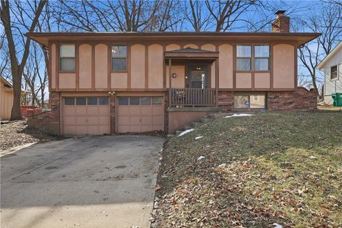 7507 E 133rd St, Grandview, MO, 64030-3409 | Card Image