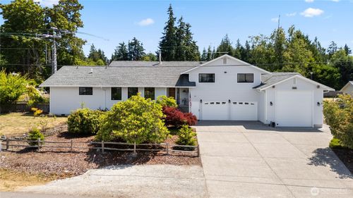 464 Marine View Pl, Camano Island, WA, 98282-7695 | Card Image