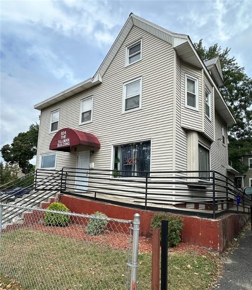 824 Broad Street, Providence, RI, 02905 | Card Image