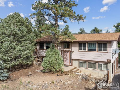 621 Landers St, Estes Park, CO, 80517-7639 | Card Image