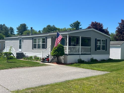 20 Town Country Dr, Lisbon, ME, 04250-6464 | Card Image