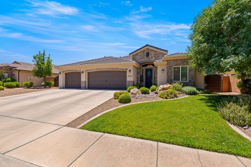 3042 E 3230 S St, St George, UT, 84790 | Card Image