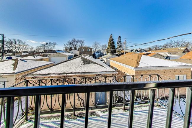 4238 N New England Ave, House other with 5 bedrooms, 3 bathrooms and 2 parking in Harwood Heights IL | Image 17