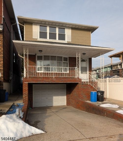 2-762 Cleveland Ave, Harrison, NJ, 07029-1520 | Card Image