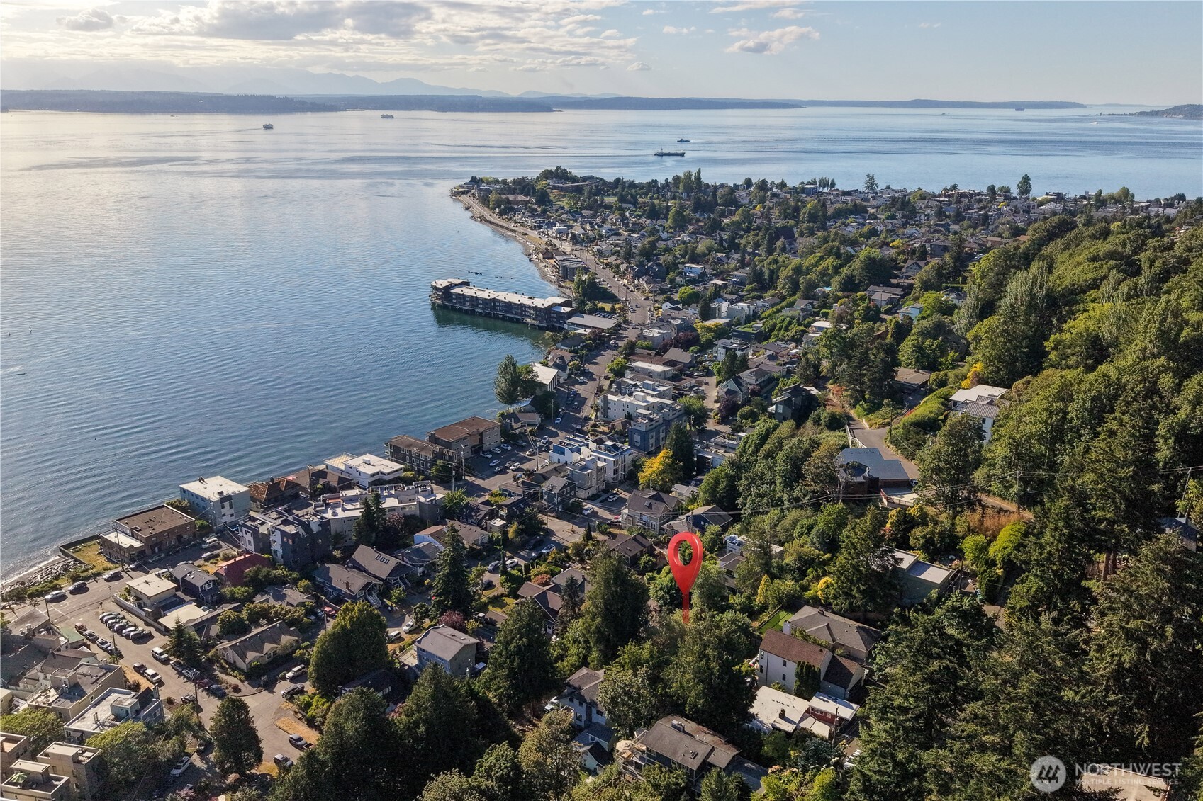 Land in Seattle 2