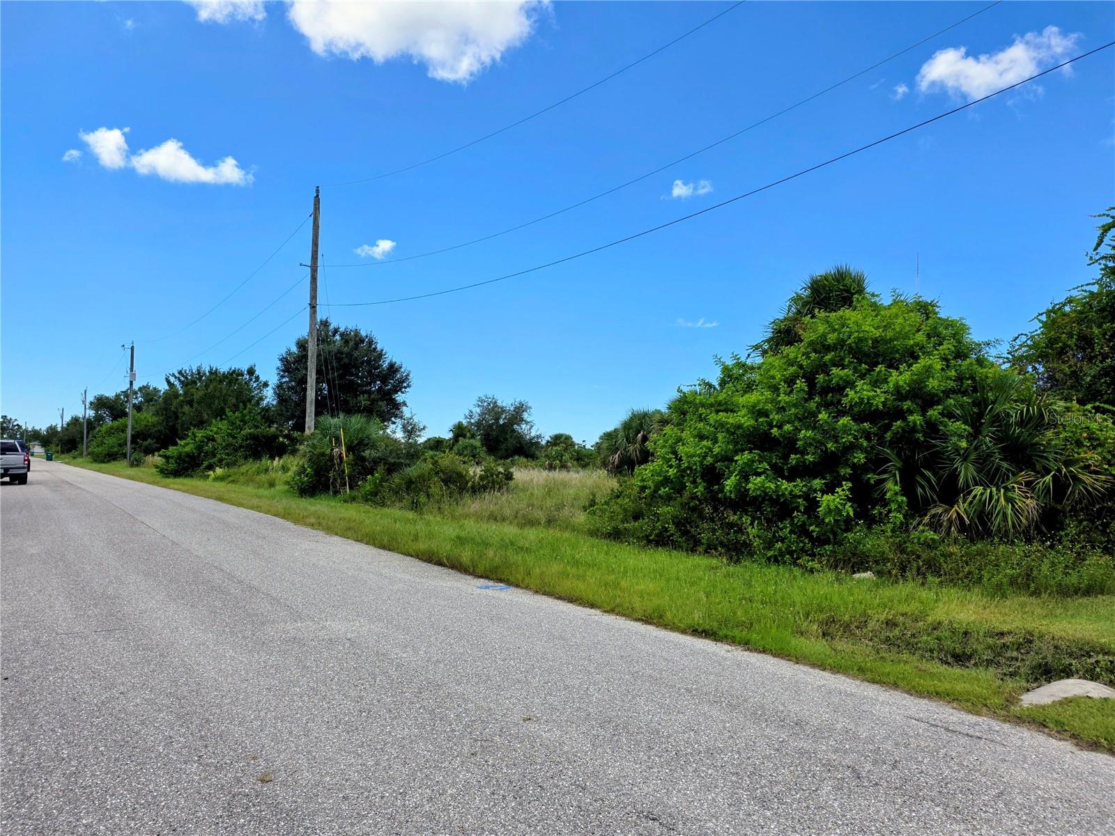 Land in PORT CHARLOTTE 3