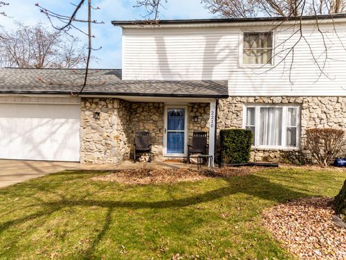 2210 W Christy Ln, Muncie, IN, 47304-1715 | Card Image