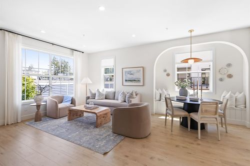 5-20329 80 Ave, Langley, BC, V2Y3Y7 | Card Image