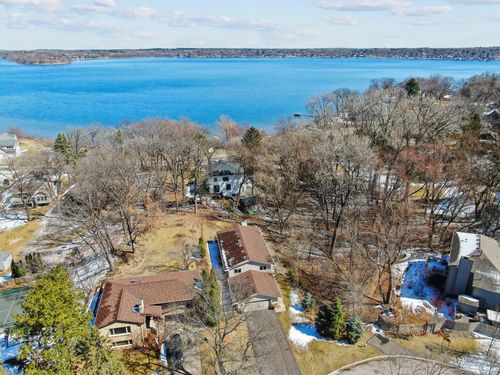2691 Arbor Dr, White Bear Tp, MN, 55110-3907 | Card Image