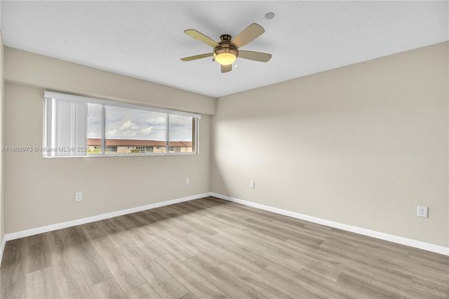 APT-403C - 12551 Sw 16 Th Ct, Condo with 2 bedrooms, 2 bathrooms and null parking in Pembroke Pines FL | Image 13