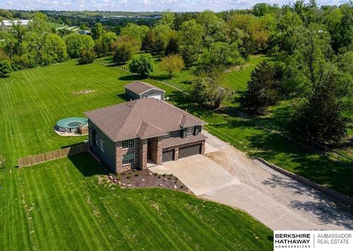 5002 Young St, Omaha, NE, 68152-1967 | Card Image