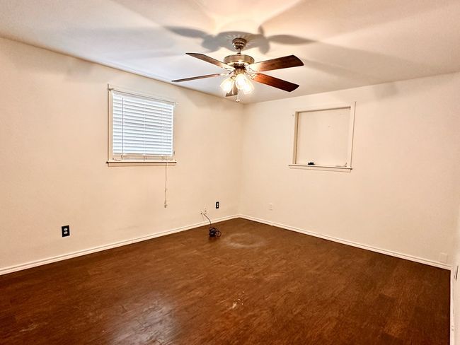 823 W 7 Th St, House other with 4 bedrooms, 2 bathrooms and 1 parking in Big Spring TX | Image 12