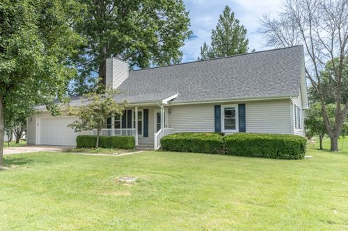 606 Weintz St, MOBERLY, MO, 65270-3512 | Card Image