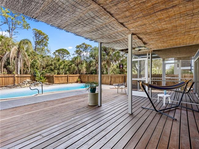 4724 Pembrooke Ln, House other with 3 bedrooms, 2 bathrooms and 2 parking in BONITA SPRINGS FL | Image 15