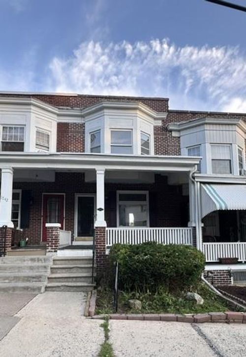 1744 W Union St, Allentown, PA, 18104-6757 | Card Image