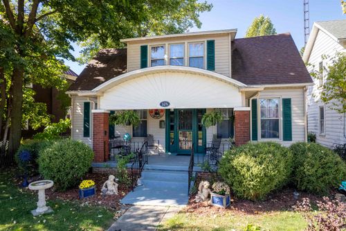 326 S Meridian St, Winchester, IN, 47394-2035 | Card Image