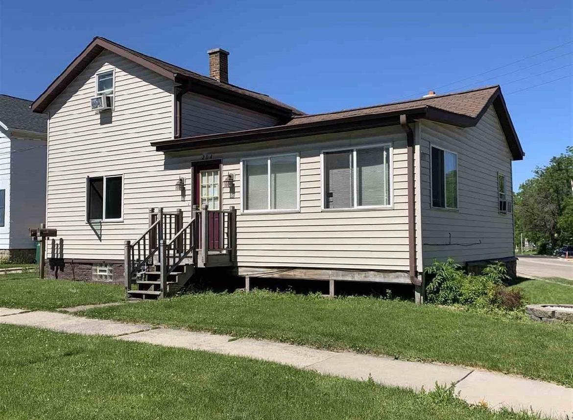 Superior St, Fond Du Lac, WI 54935