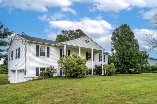 11 Surrey Dr, Brookfield, CT, 06804-3533 | Card Image