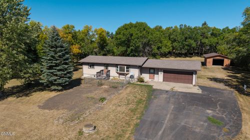 11677 35m Street Se, Valley City, ND, 58072 | Card Image