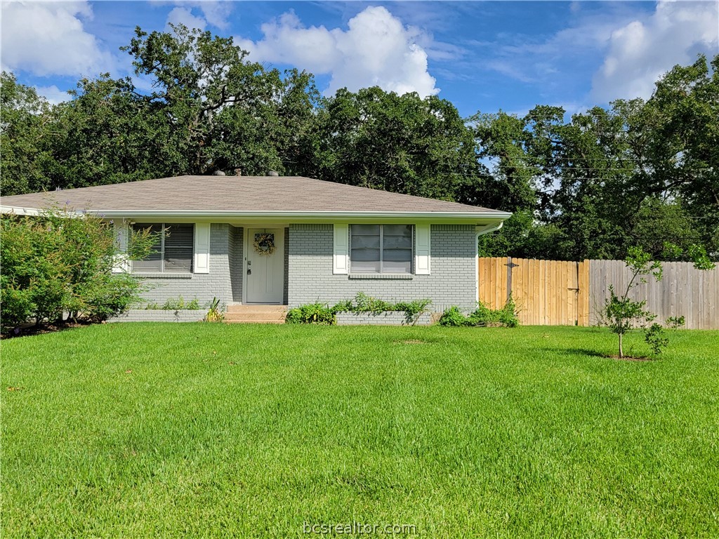 Wilhelm Dr, Bryan, TX 77803